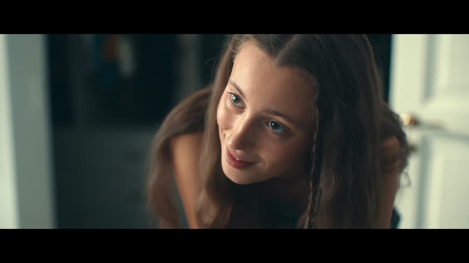 Mango (2025) Hindi Dubbed Movie screenshot 6