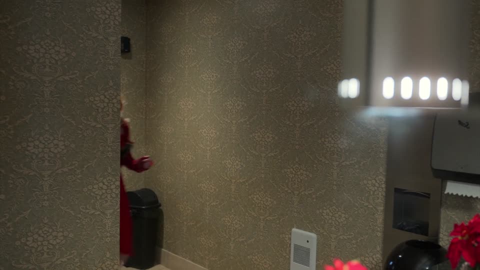 My Secret Santa (2025) Hindi Dubbed Movie screenshot 5
