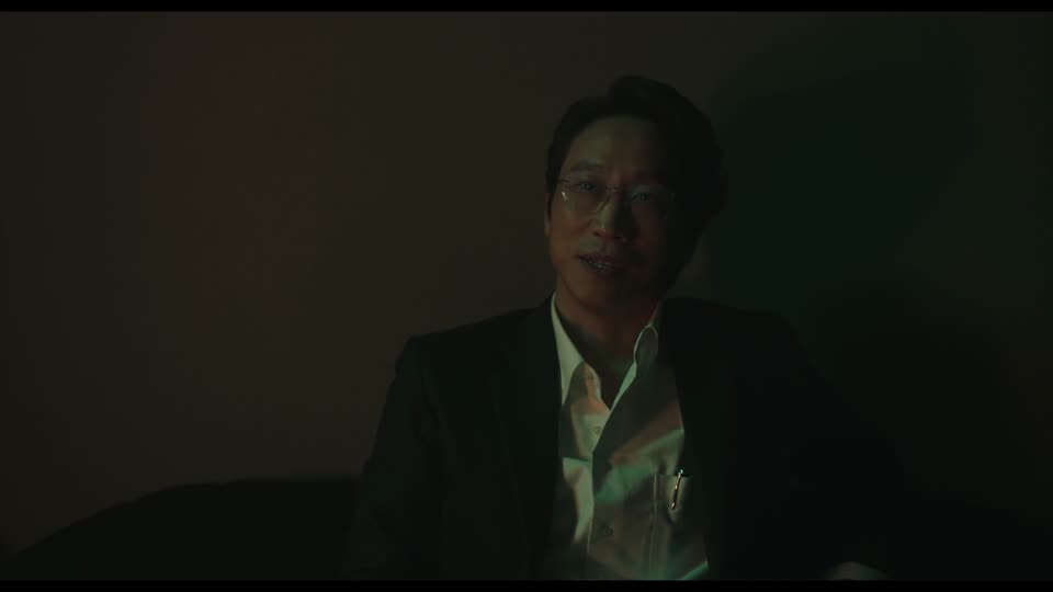 Crypto Man (2025) Hindi Dubbed Movie screenshot 4
