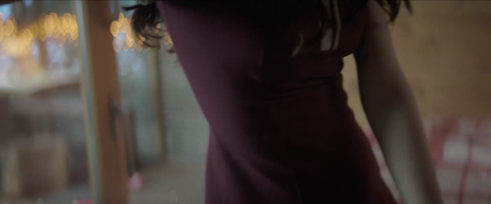Tell Me Softly (2025) Hindi Dubbed Movie screenshot 5