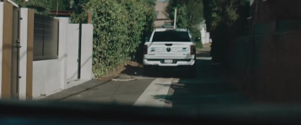 Redux Redux (2025) Hindi Dubbed Movie screenshot 1