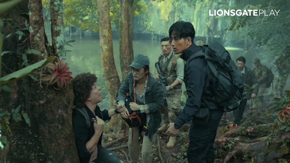 Return to the Jurassic (2025) Hindi Dubbed Movie screenshot 3