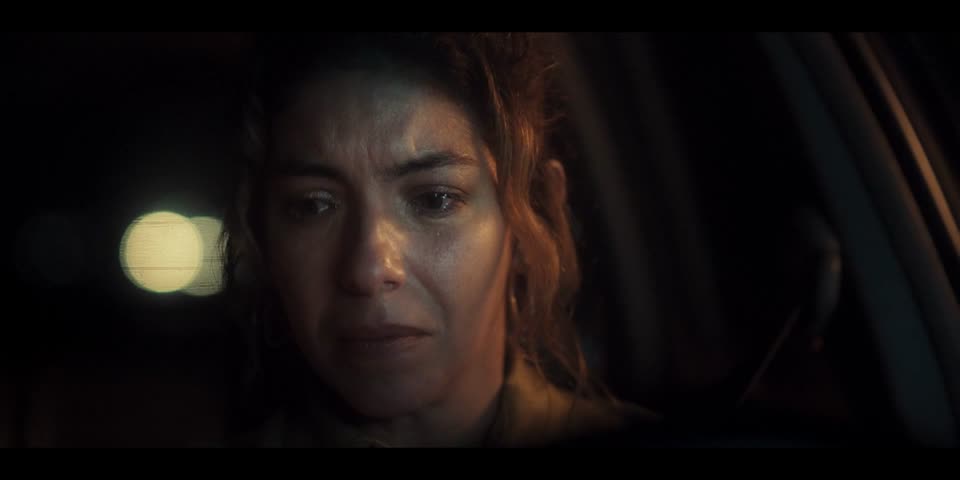 Crazy Old Lady (2025) Hindi Dubbed Movie screenshot 1