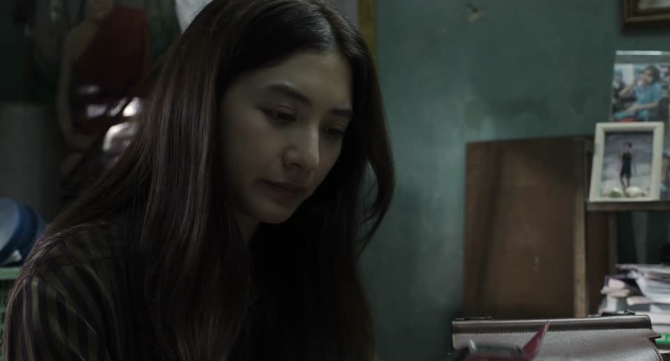 The Red Line (2026) Hindi Dubbed Movie screenshot 1