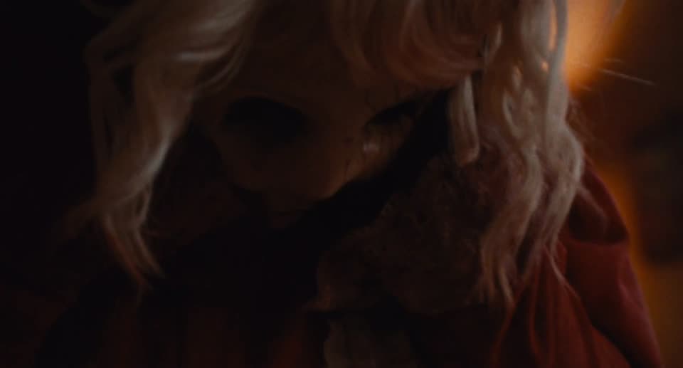 Dolly (2025) Hindi Dubbed Movie screenshot 5