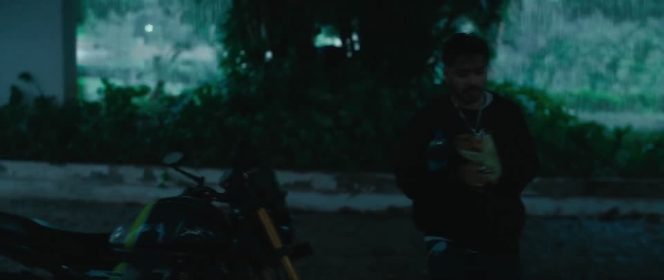 Thrash (2026) Hindi Dubbed Movie screenshot 4