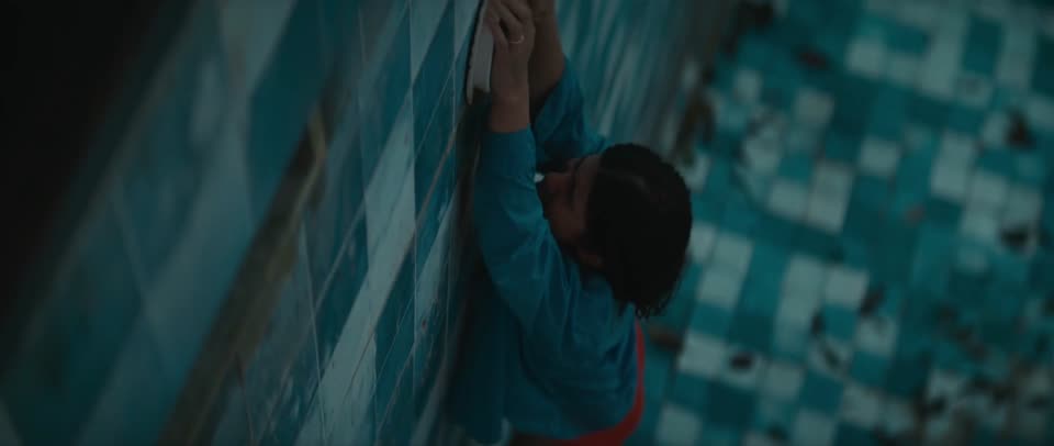Thrash (2026) Hindi Dubbed Movie screenshot 5