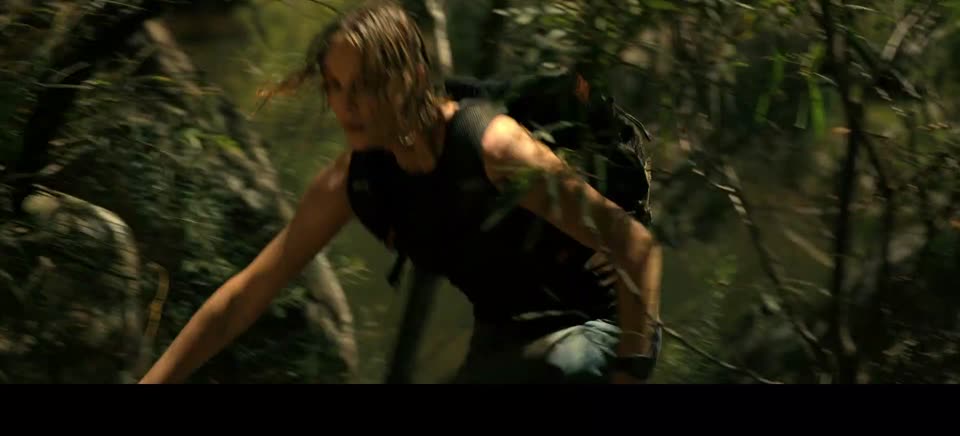 Apex (2026) Hindi Dubbed Movie screenshot 3