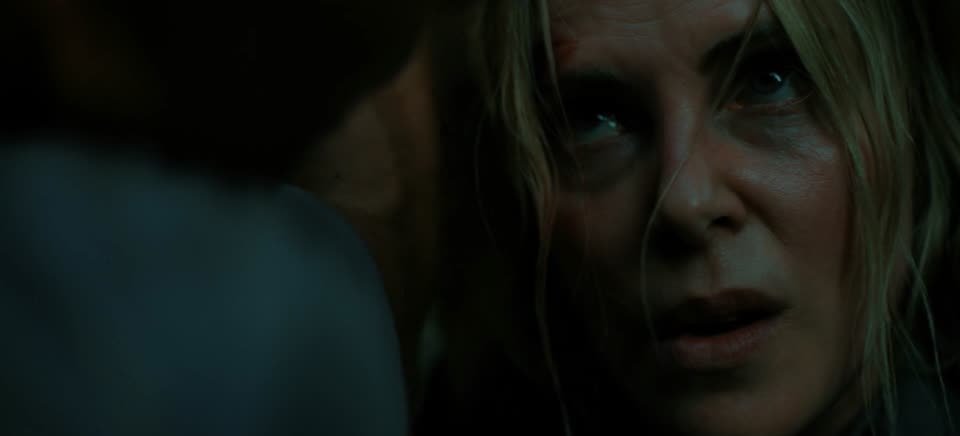 Apex (2026) Hindi Dubbed Movie screenshot 4