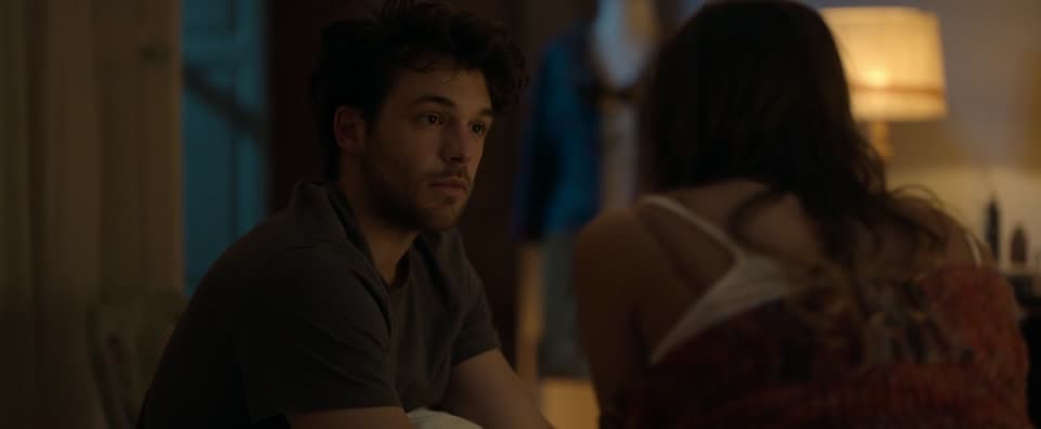 No Place to Be Single (2026) Hindi Dubbed Movie screenshot 6