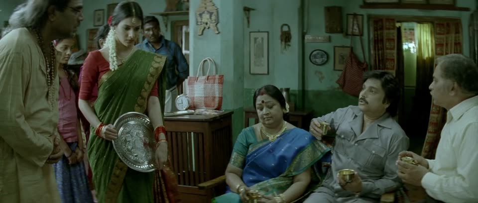 Anegan (2015) Hindi Dubbed Movie screenshot 5