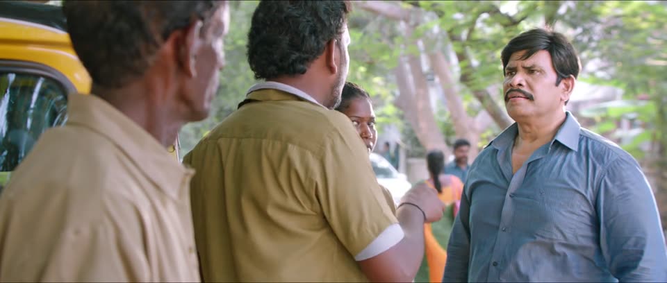 Iravukku Aayiram Kangal (2018) Hindi Dubbed Movie screenshot 5