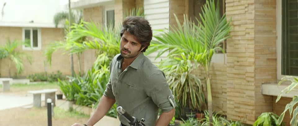 Dear Comrade (2019) Hindi Dubbed Movie screenshot 6