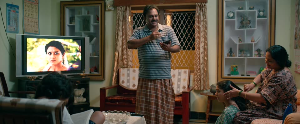 Middle Class Melodies (2020) Hindi Dubbed Movie screenshot 4