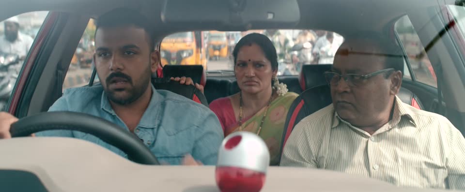 Middle Class Melodies (2020) Hindi Dubbed Movie screenshot 6